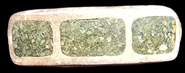 Vintage Mid-Century Southwestern Sterling Silver & Gemstone Designer Ring: Very good vintage condition with minor patina according to age. The ring is a size 7 and weighs ca. 3 grams. Marked for Sterling Silver & Designer.