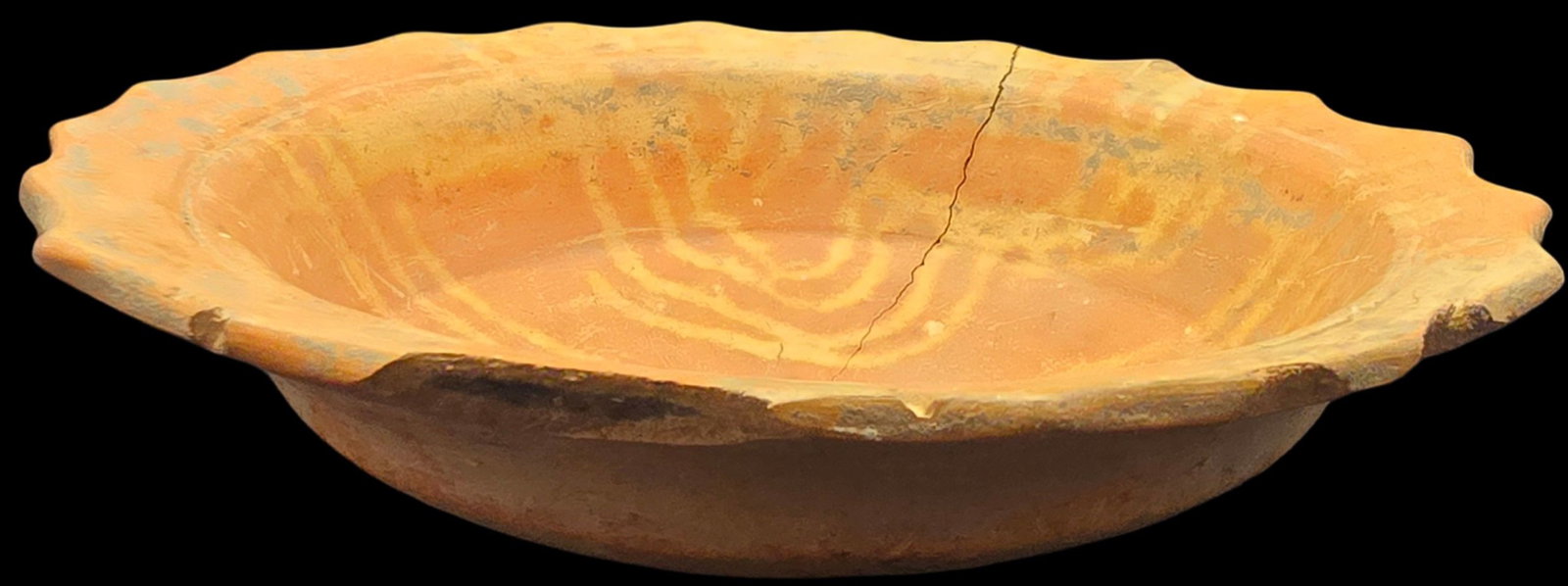 Beautiful Ancient Pre-Columbian Polychrome Pottery / Terracotta Bowl: Good antique condition with wear according to age. The frame measures approx. 2" high x 9" wide.