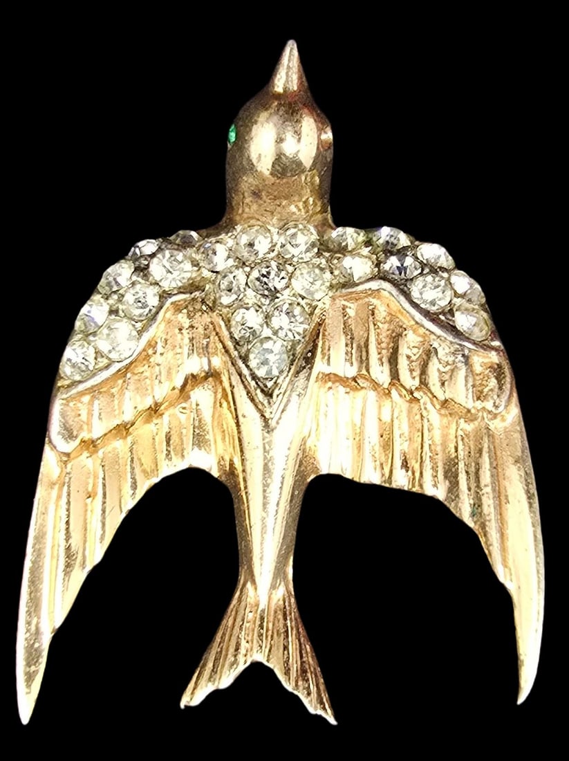 Gorgeous Vintage Gilt Sterling Silver Flying Bird Brooch Pin /w Clear Rhinestones: Very good vintage condition with minor patina according to age. Measures approx. 2 " wide and weighs ca. 11 grams. Marked for Sterling Silver.