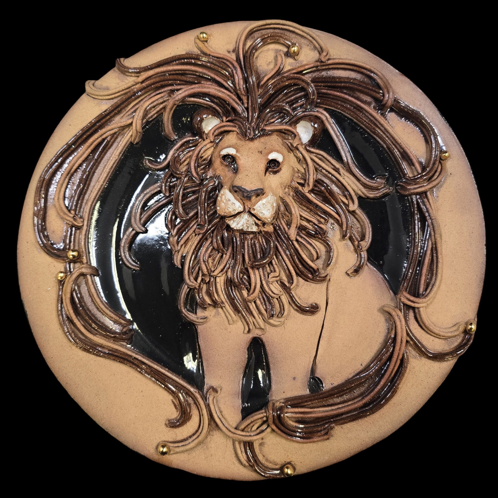 Vintage Handmade FIRED FANTASIES Brown Ceramic Lion Wall Plate: Very good vintage condition; no damage. Measures approx. 11" in diameter. Marked.