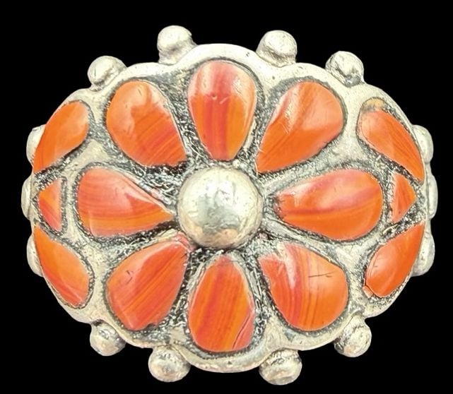 Stunning Ornate Vintage Native American Sterling Silver Flower Shaped & Red Coral Gemstones Ring: Very good vintage condition with minor patina according to age. Measures approx. 3/4" long and 1/2" wide and weighs ca. 3.6 grams. The ring size is 5 3/4. Marked for Sterling Silver