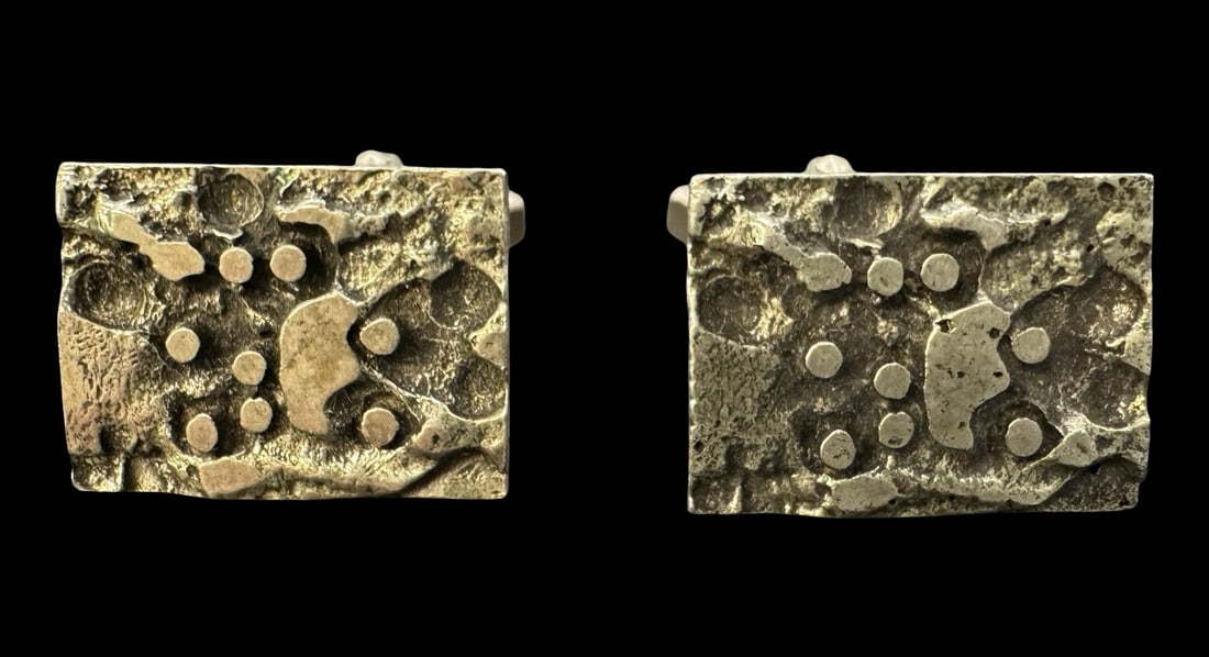Vintage Mid-Century Modern Brutalist European 835 Silver Cufflinks: Very good vintage condition with minor patina according to age. Measures approx. 3/4" long x 1/2" wide and weighs ca. 11.4 grams. Marked for 835 Silver.