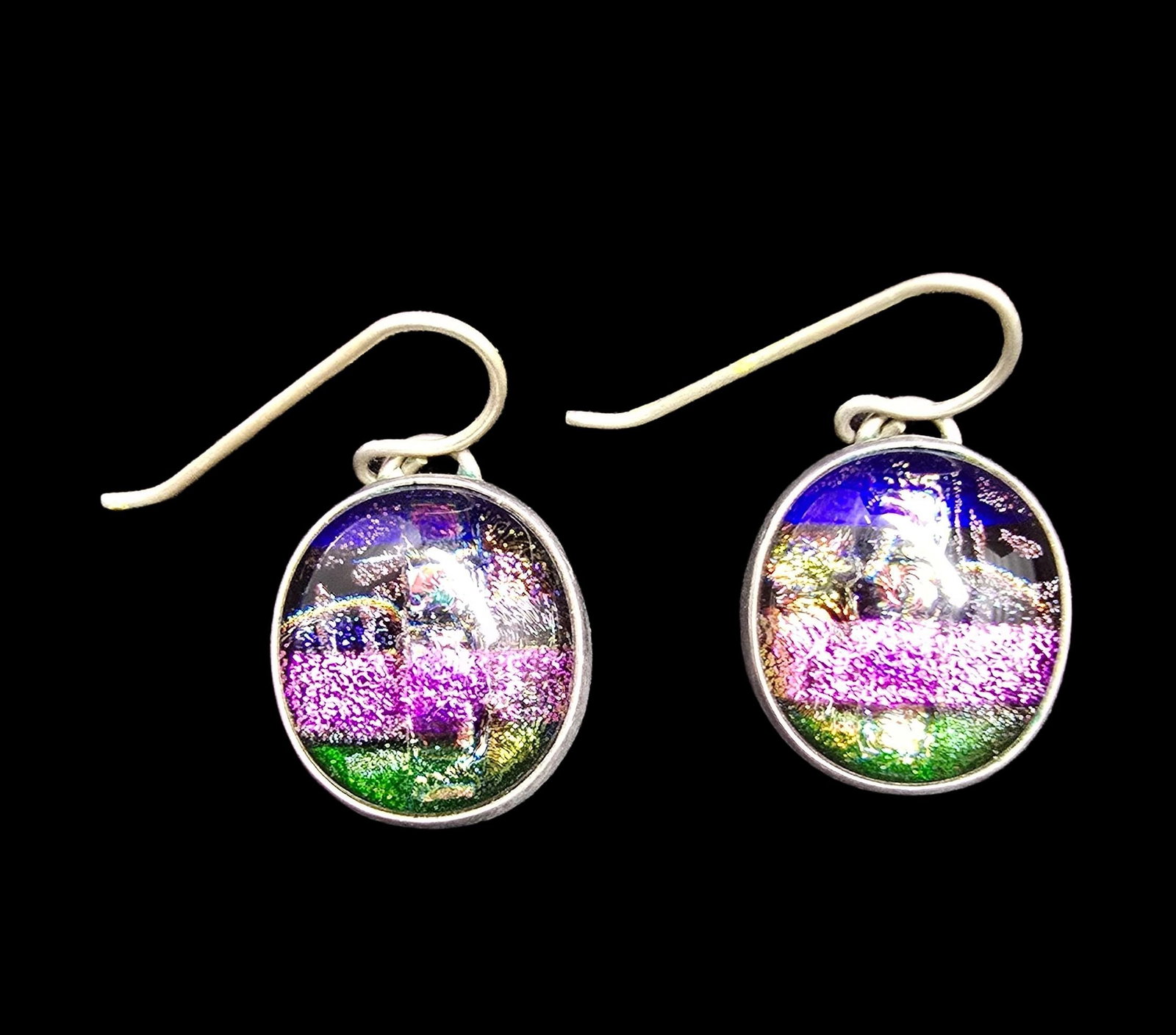Stylish Pair of Vintage ORLY Sterling Silver & Dichroic Glass Designer Earrings: Very good vintage condition with minor patina according to age. Each measures approx. 1" wide and they jointly weigh ca. 7.5 grams. Marked for Sterling Silver and Designer.