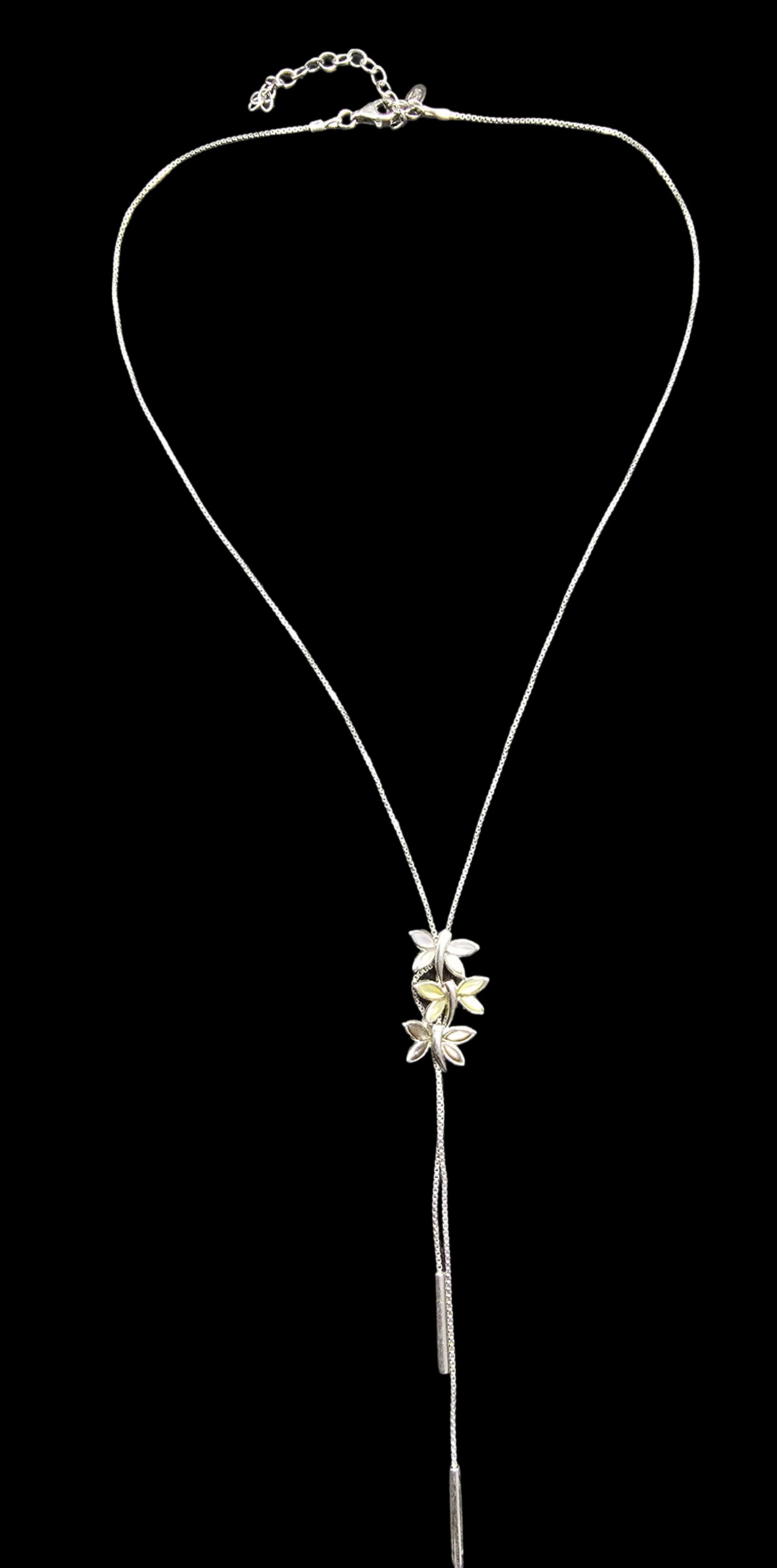 Beautiful Vintage Sterling Silver & Butterfly Pendant Necklace: Very good vintage condition with minor patina according to age. Measures approx. 24" long and weighs ca. 5.5 grams. Marked for Sterling Silver.