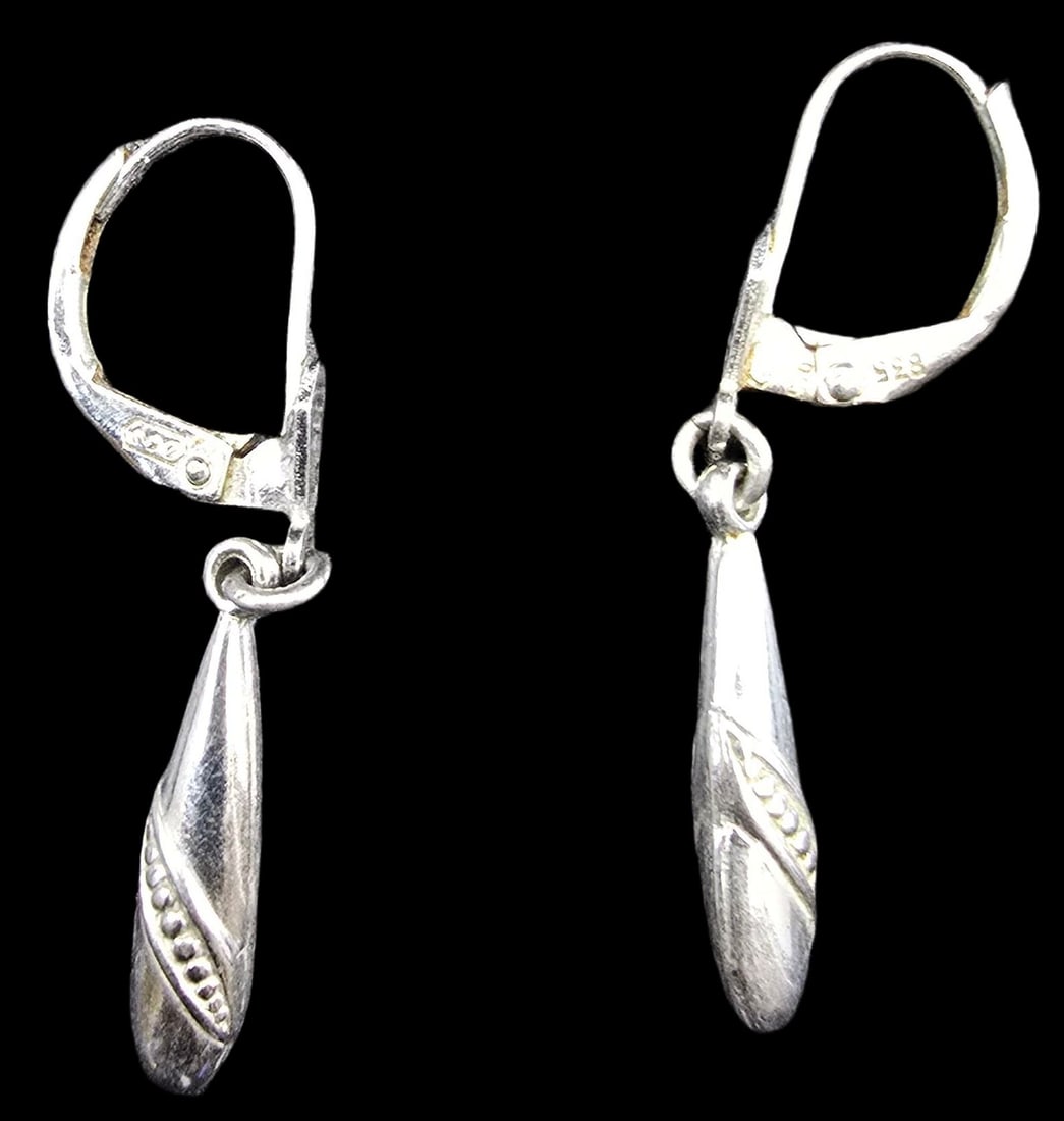 Pair of Vintage European 835 Silver Dangle Earrings: Very good vintage condition with minor patina according to age. Each measures approx. 1/2" high and weighs ca. 1 gram