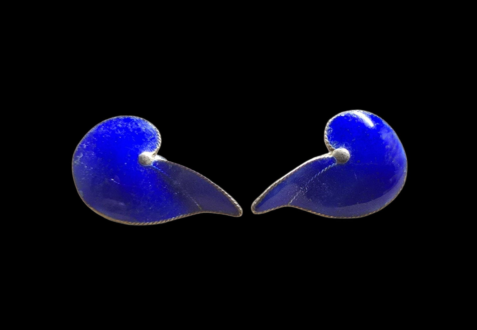 Beautiful Vintage Gilt Sterling Silver & Blue Enamel Earrings: Very good vintage condition with minor patina according to age. Each measures approx. 1" wide and they jointly weigh ca. 1.5 grams. Marked for Sterling Silver.
