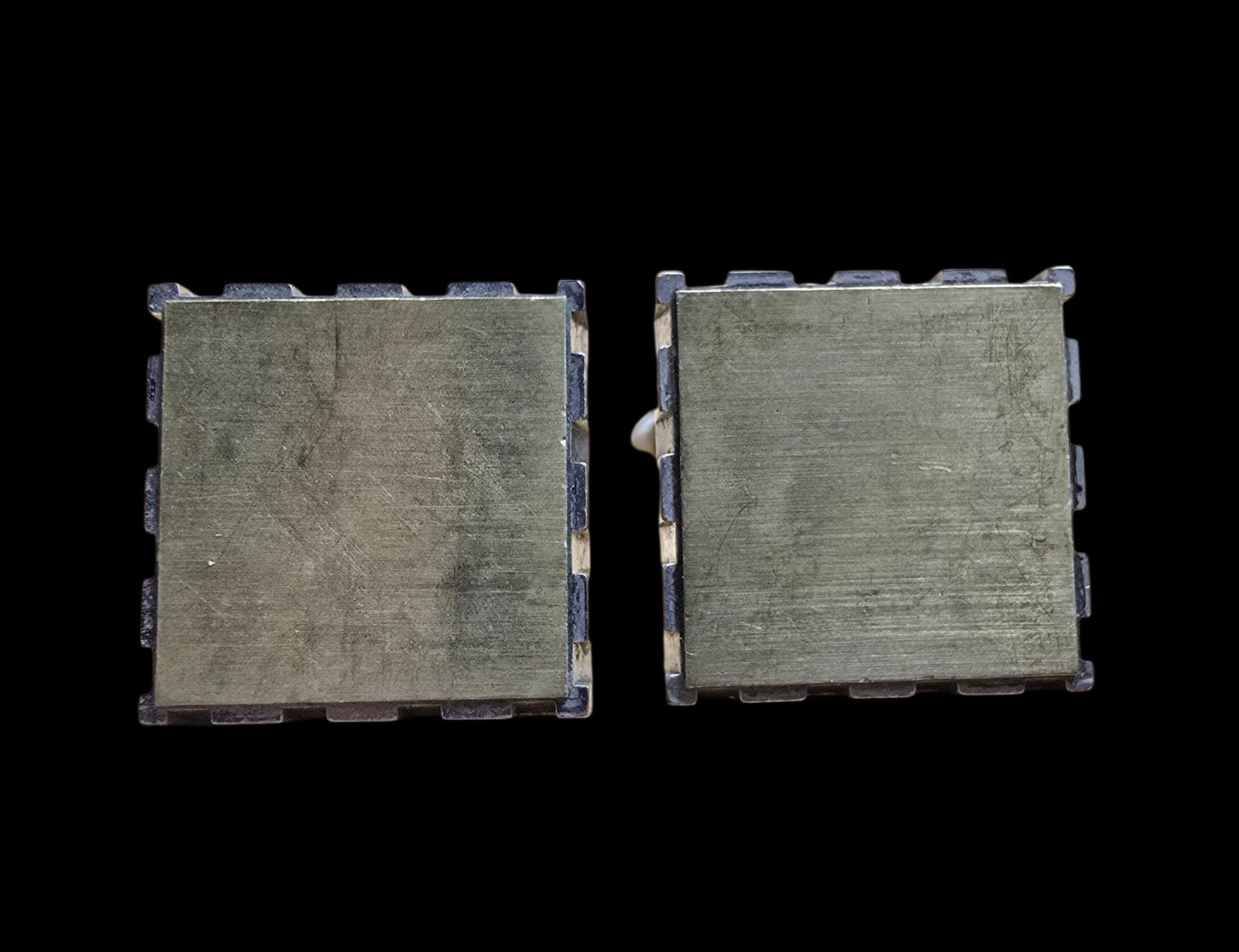 Unusual Vintage Mid-Century Modern European 835 Silver & Gold Front Cufflinks: Very good vintage condition with minor patina according to age. Each measures approx. 1" wide and they jointly weigh ca. 24.5 grams. Marked for 835 Silver.