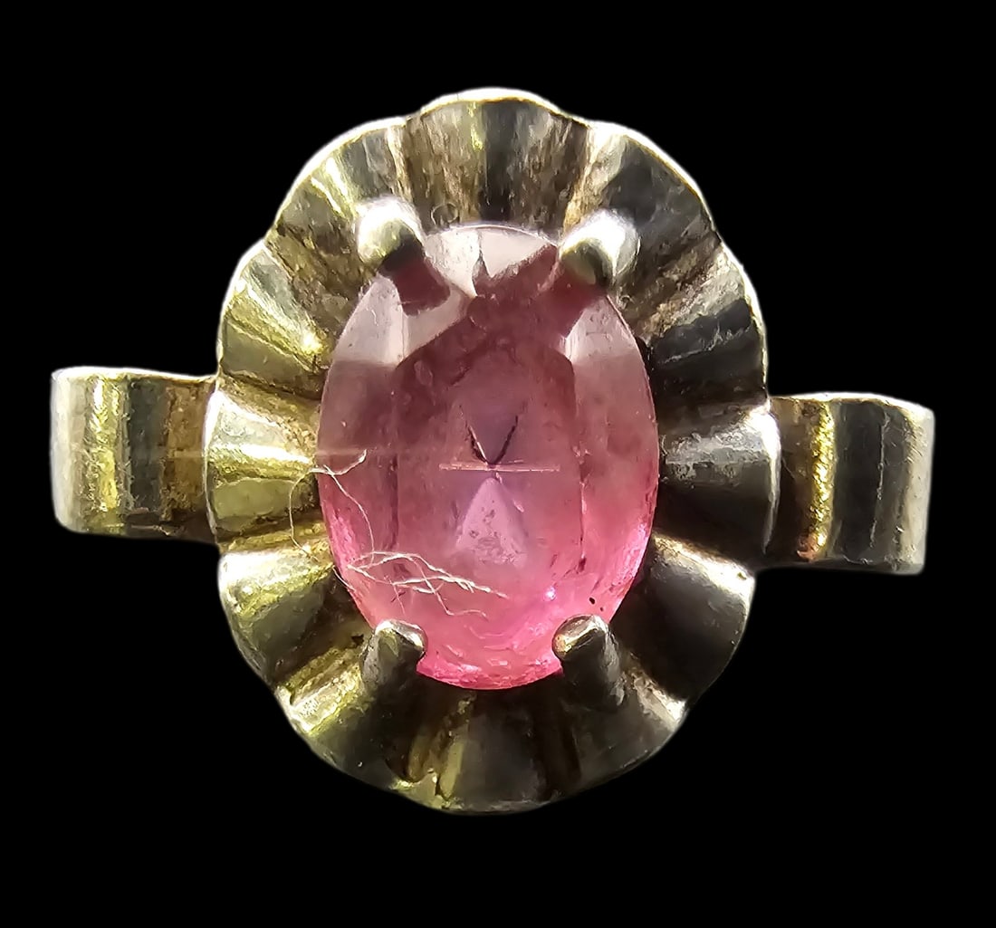 Ornate Vintage Sterling Silver & Pink Gemstone Ring: Very good vintage condition with some patina and wear according to age. The ring is a size 7 1/2 and weighs ca. 4.27 grams. Marked for Sterling Silver..
