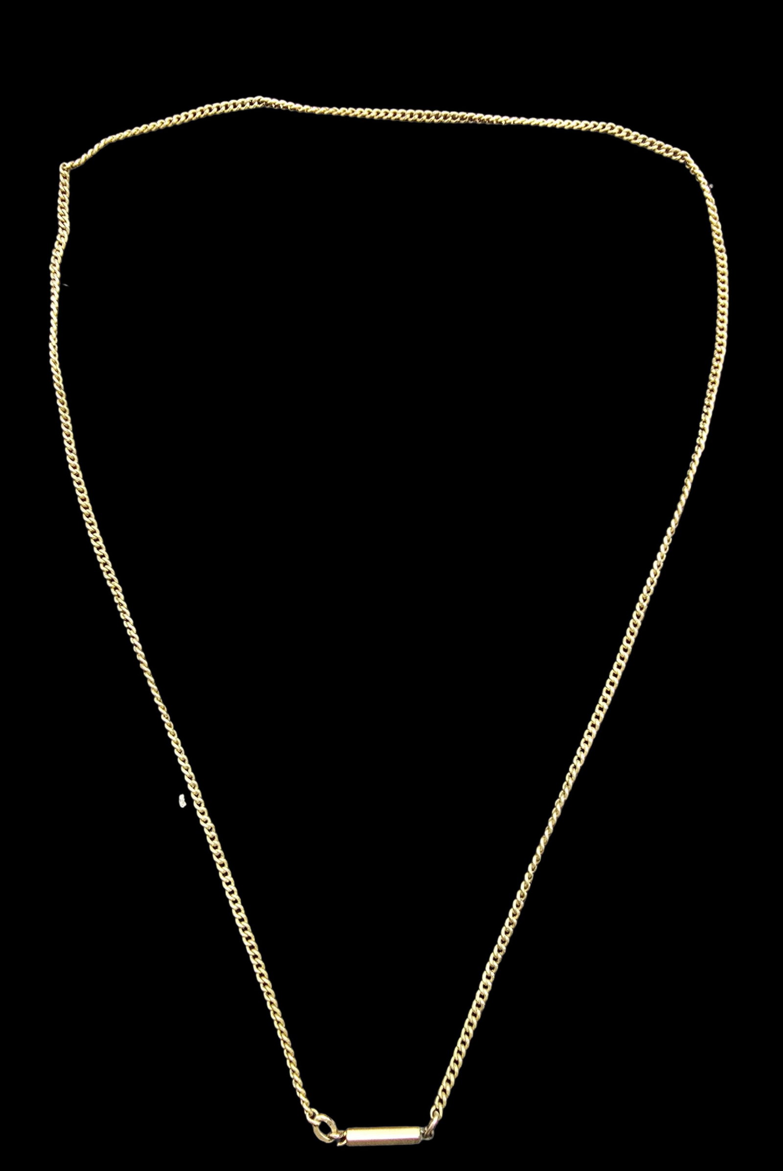 Stylish Vintage Gold Filled Chain Necklace: Very good vintage condition with minor patina according to age. Measures approx. 18" long and weighs ca. 4 grams.