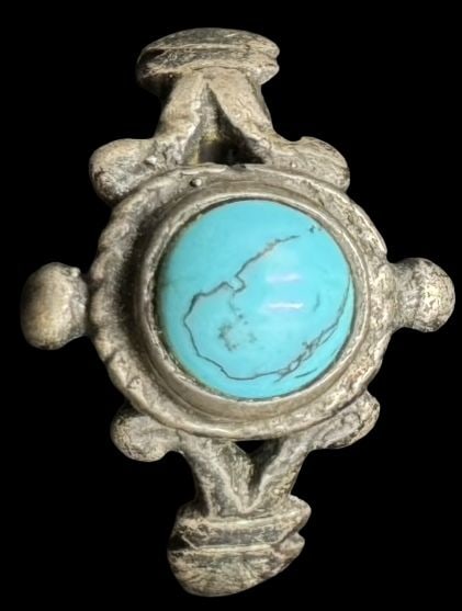 Ornate Vintage Sterling Silver & Turquoise Ring: Very good vintage condition with minor patina according to age. Measures approx. 3/8" long x 3/8" wide and weighs ca. 2.1 grams. The ring is a size 5. Tested for Sterling Silver.