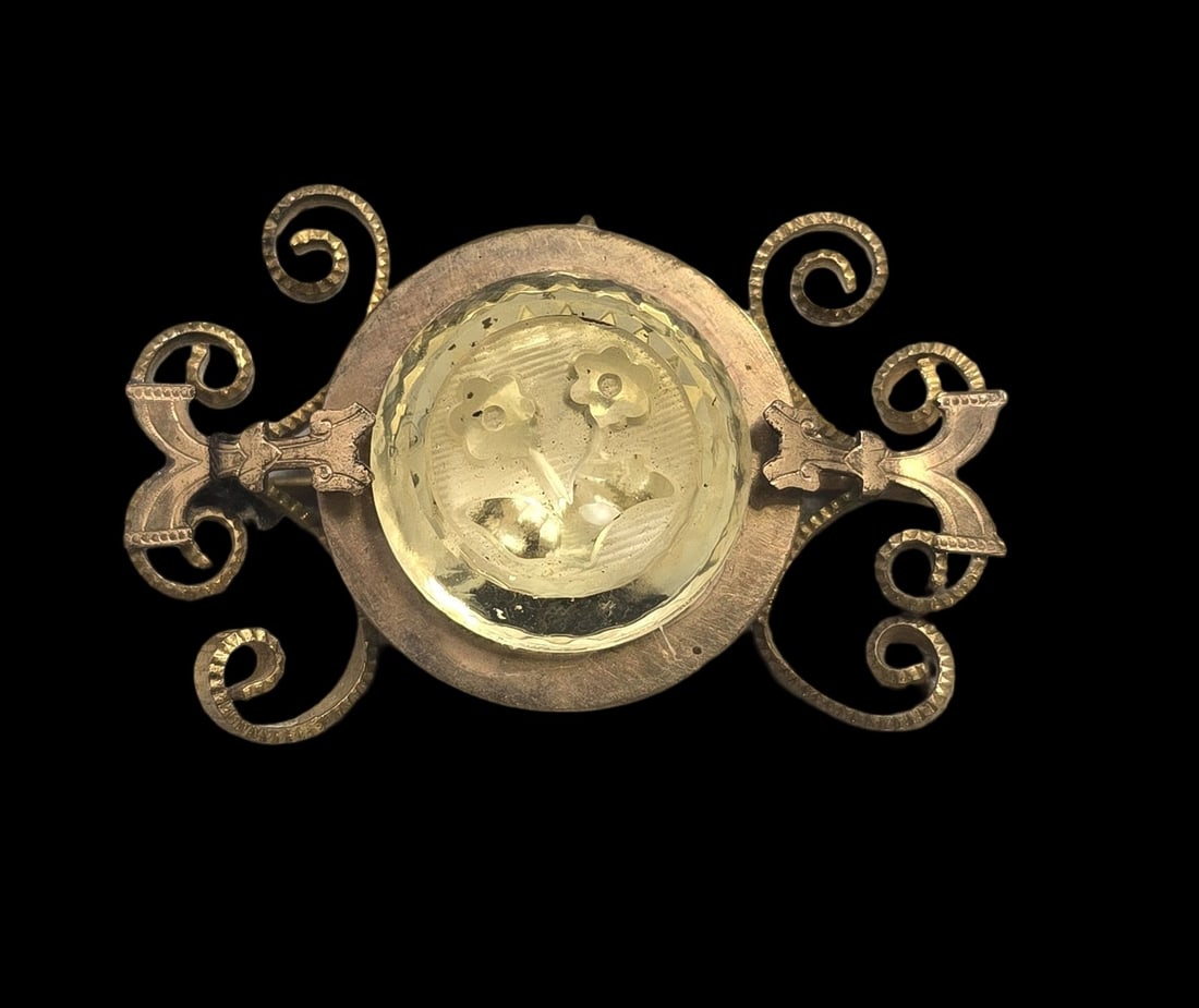 Antique ca. 1900 European Goldtone Metal & Hand Carved Gemstone Brooch (1 of 8)