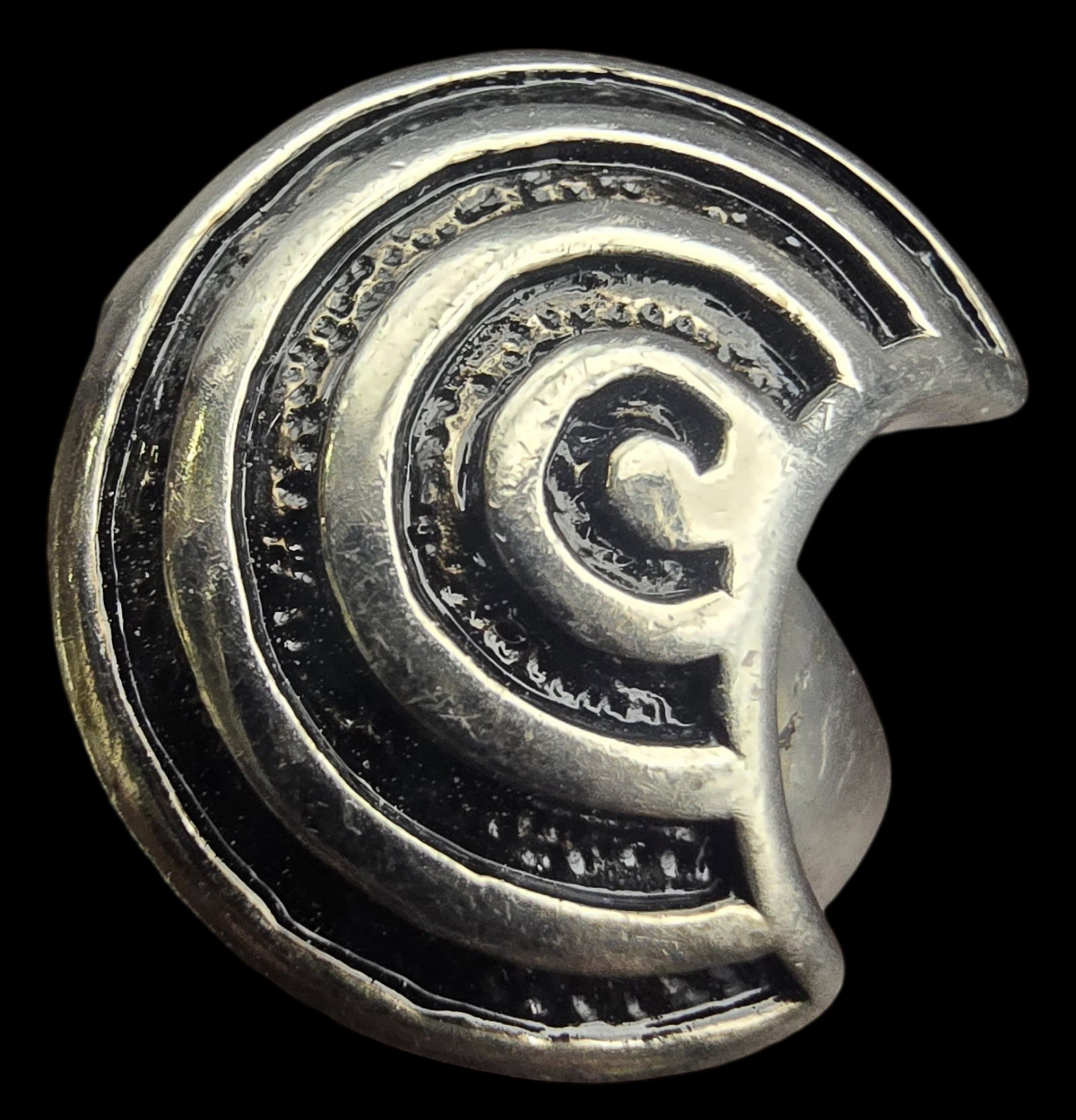 Vintage Mid-Century Modern Sterling Silver & Black Enamel Ring: Very good vintage condition with some patina and wear according to age. Ring is a size 7 1/2 and weighs ca. ca. 5.7 grams. Marked for Sterling Silver..