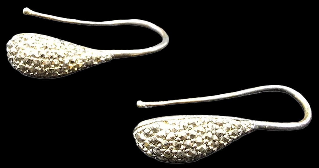 Pair of Stylish Vintage Mid-Century Sterling Silver & Marcasite Earrings: Very good vintage condition with minor patina and wear according to age. Each measures approx. 1" high and weighs ca. 2 grams. Marked.