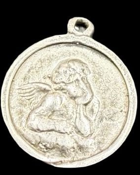 Gorgeous Vintage Gilt Sterling Silver Angel & Engraved "God bless you" on the Back Disc Pendant: Very good vintage condition with minor patina according to age. Measures approx. 1/2" long and 1/2" wide and weighs ca. 1.2 grams. Tested for Sterling Silver
