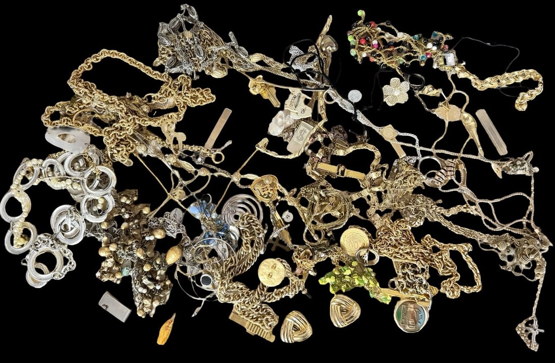 Amazing Large Vintage Jewelry Lot: Very good vintage condition with minor patina according to age. Measures approx. 5 lbs, 5 oz