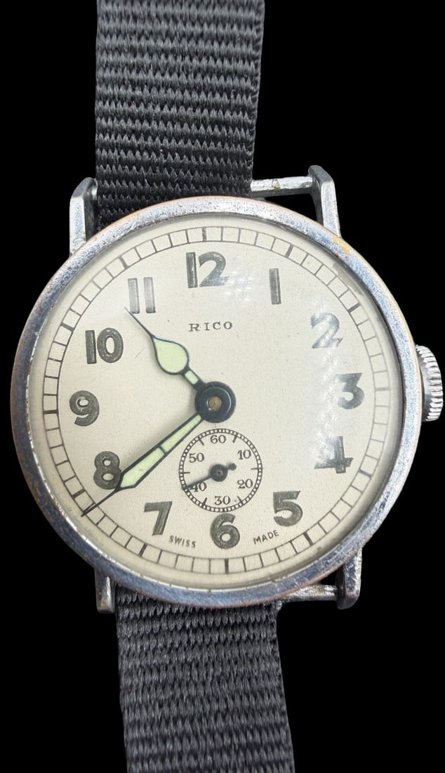 Beautiful Vintage RICO Silver Tone & White Dial Watch (1 of 3)