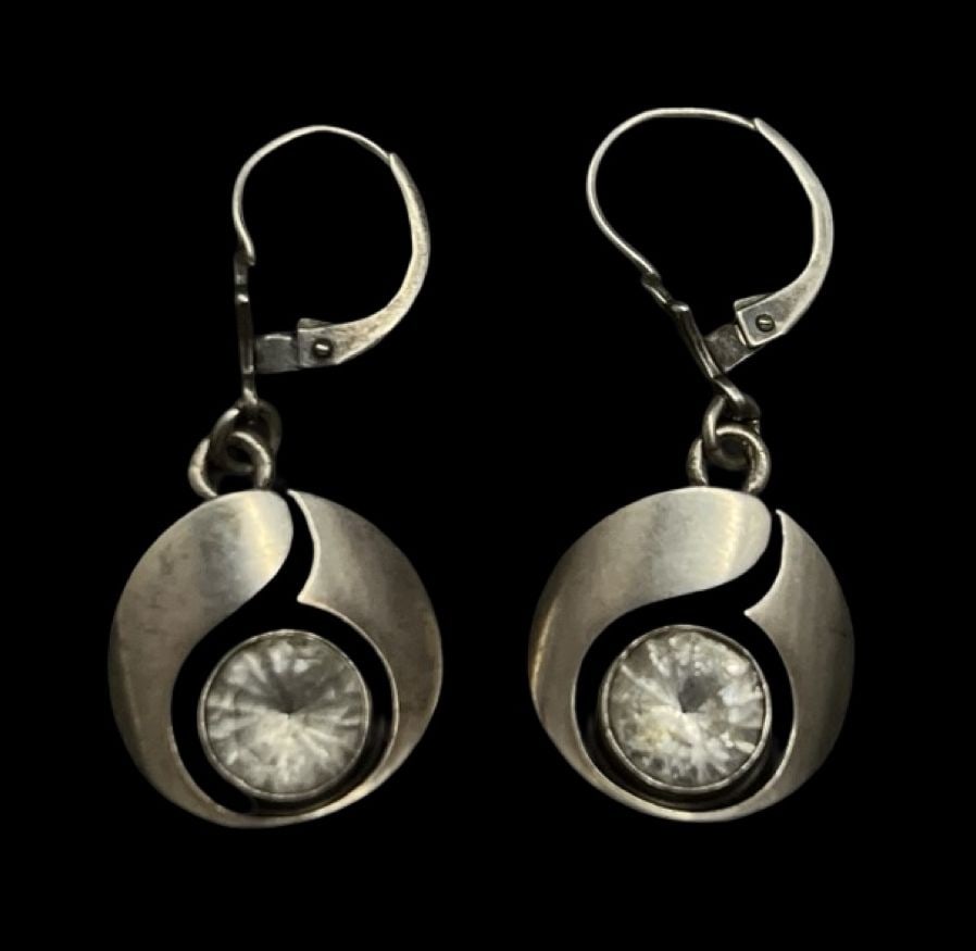Stunning Vintage Mid-Century Modern Finnish 925 Sterling Silver & Clear Rhinestone Designer Earrings: Very good vintage condition with minor patina according to age. Measures approx. 5/8" long and 5/8" wide and weighs ca. 5.5 grams. Marked for 925 Sterling Silver.
