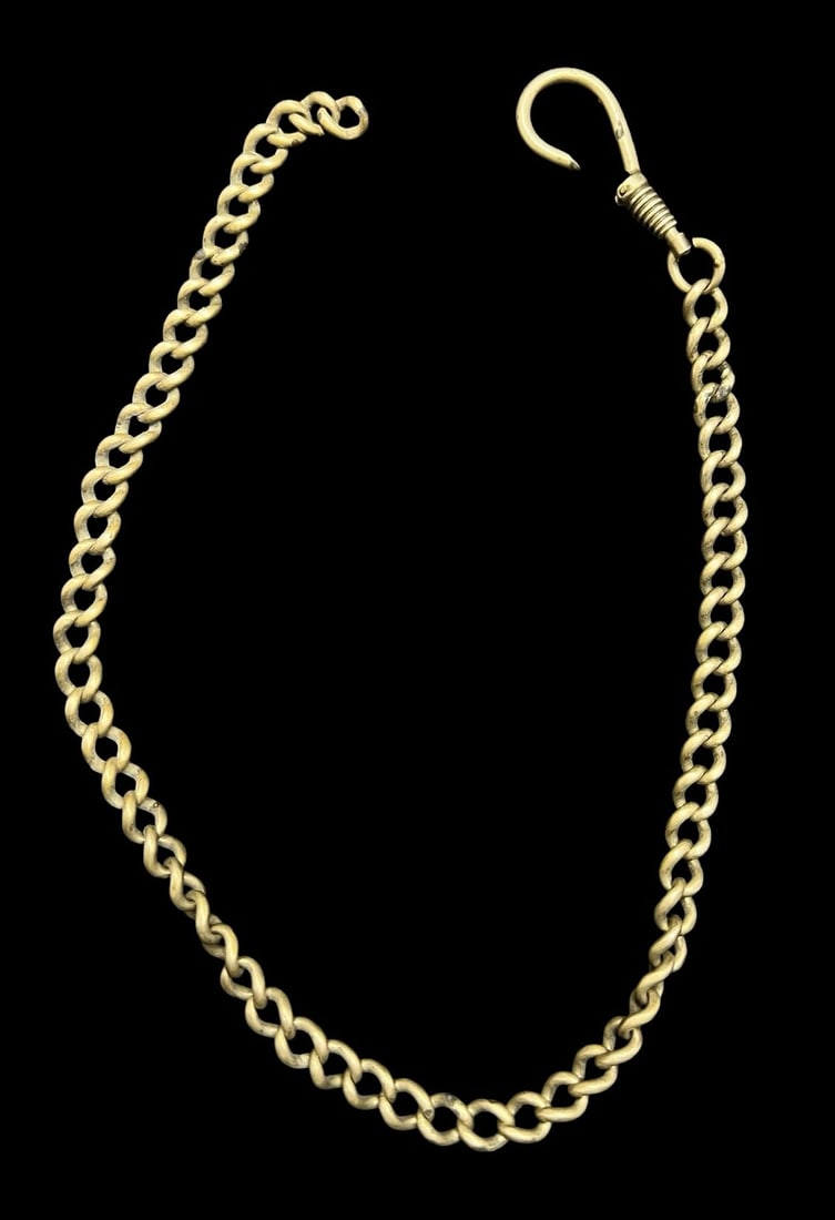 Gorgeous Antique Gold-Tone Pocket Watch Chain: Very good antique condition with minor patina according to age; missing one clasp and a piece of the other clasp. Measures approx. 15" long and weighs ca. 30.7 grams.