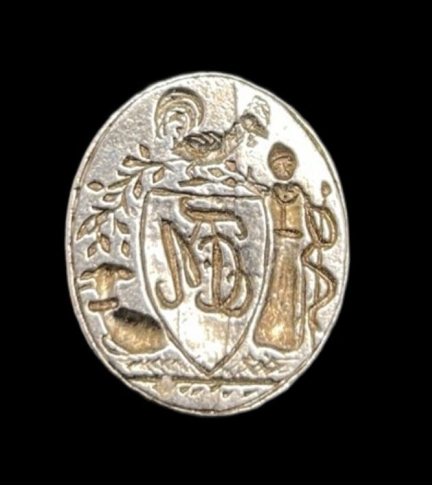 Ornate Antique European Aristocratic Silvertone Metal Wax Seal Stamp Pendant: Very good antique condition with minor patina according to age. Measures approx. 1 1/8" long and 1" wide and weighs ca. 12.1 grams.