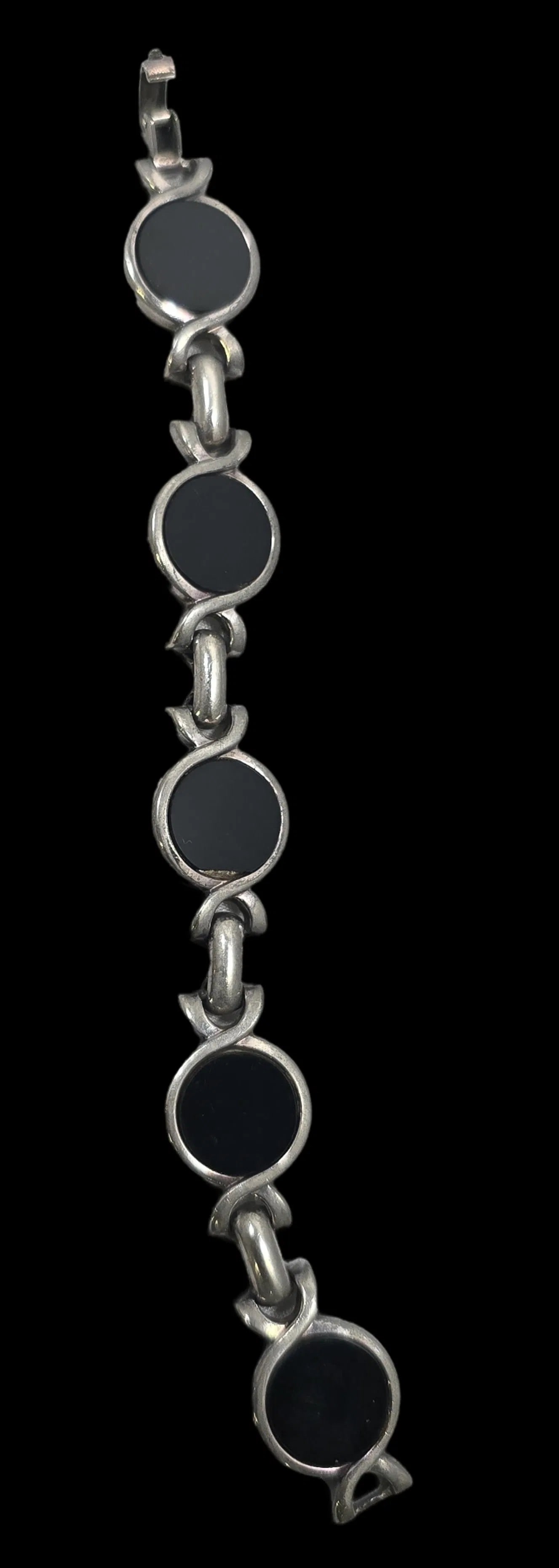 Vintage Mid-Century Modern European 835 Silver & Black Onyx Designer Bracelet: Very good vintage condition with some patina and wear according to age. Measures approx. 7" long and weighs ca. 32.5 grams. Marked for 835 (83.5%) silver.