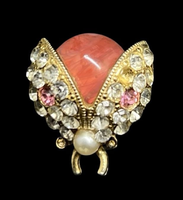 Beautiful Ornate Vintage Gilt Metal, Red & Clear Rhinestone Beetle Brooch: Very good vintage condition with minor patina according to age. Measures approx. 7/8" long and 3/4" wide and weighs ca. 6.1 grams. Missing some Stones.