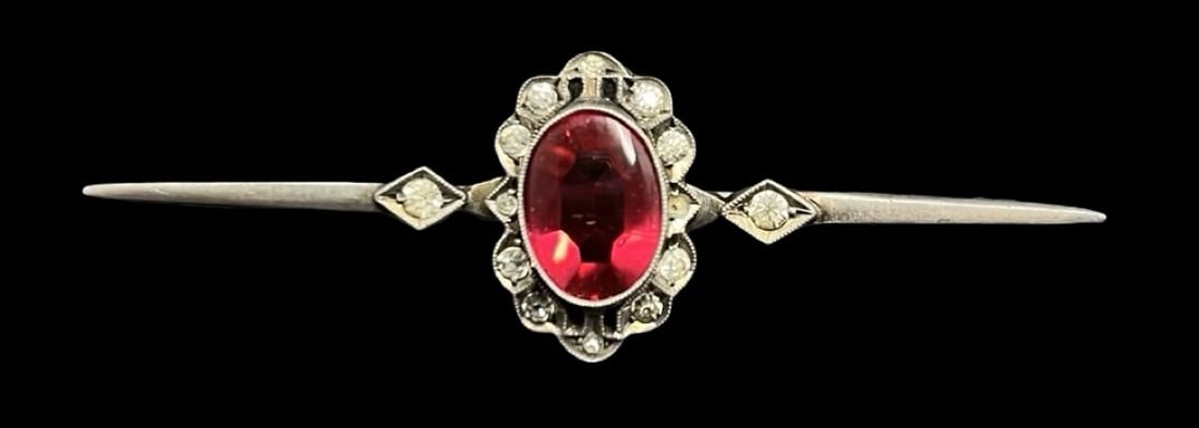 Gorgeous Ornate Vintage European 830 Silver & Gemstone Pin Brooch: Very good vintage condition with minor patina according to age. Measures approx. 2 1/5" long and 3/4" wide and weighs ca. 5 grams. Marked for 830 Silver.