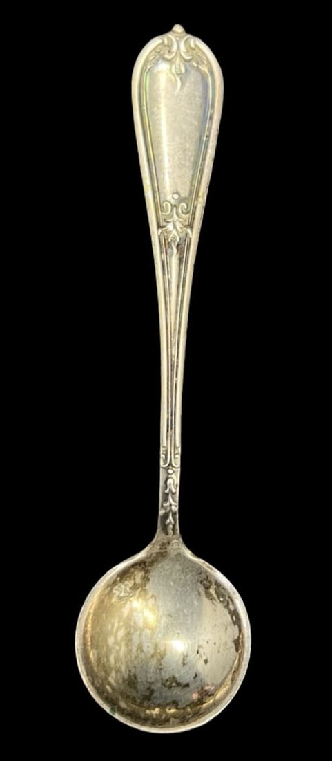 Ornate Antique Sterling Silver Salt Spoon: Very good antique condition with minor patina according to age. Measures approx. 3" long and 3/4" wide and weighs ca. 7.5 grams. Marked for Sterling Silver.