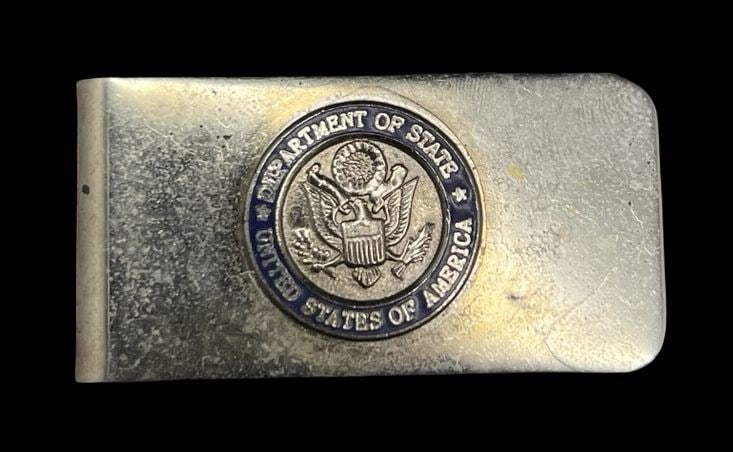 Stylish Vintage Silver-Tone Metal DEPARTMENT OF STATE Money Clip: Very good vintage condition with minor patina according to age. Measures approx. 2" long and 1" wide and weighs ca. 20.6 grams.