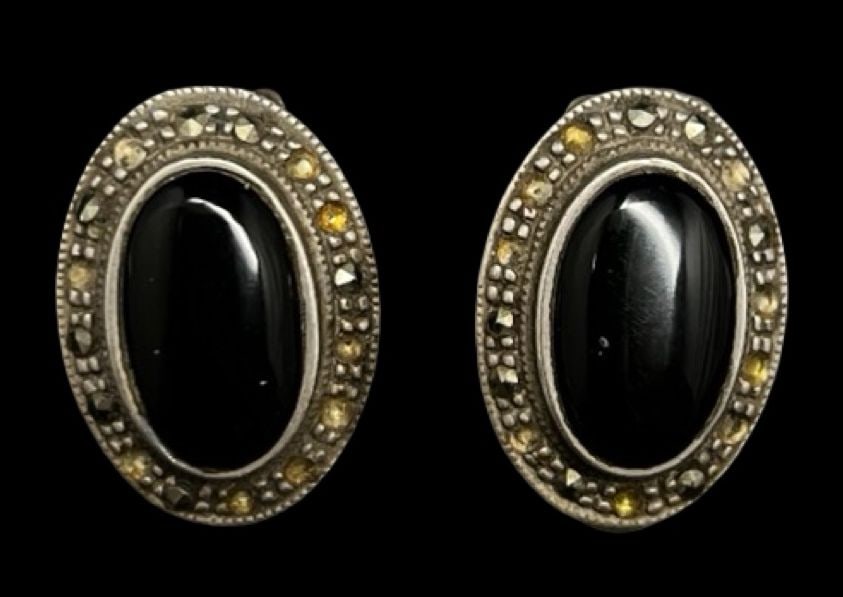 Beautiful Ornate Vintage Gilt 925 Sterling Silver, Marcasite & Black Onyx Earrings: Very good vintage condition with minor patina according to age. Measures approx. 7/8" long and 1/2" wide and weighs ca. 9.3 grams. Marked for 925 Sterling Silver. Missing some Marcasites.