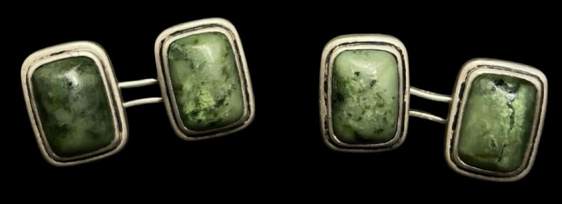 Gorgeous Vintage Mid-Century European 835 Silver & Green Gemstone Designer Cufflinks: Very good vintage condition with minor patina according to age. weighs ca. 16.2 grams. Marked for 835 Sterling Silver and Designer.