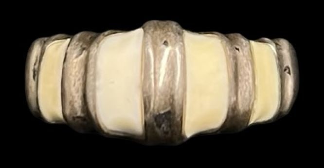 Amazing Vintage Sterling Silver & Cream Colored Enamel Ring: Very good vintage condition with minor patina according to age. Weighs ca. 3.9 grams. The ring is a size 8. Marked for Sterling Silver.