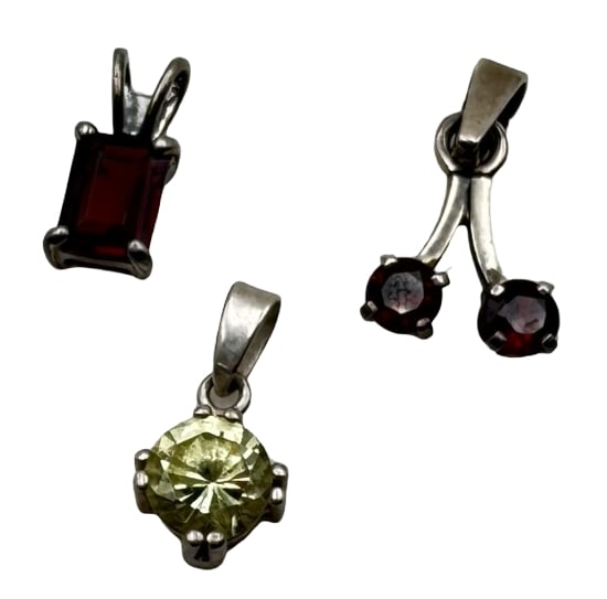 Set of 3 Vintage 925 Sterling Silver & Gemstone Pendants: Very good vintage condition with minor patina according to age. The largest piece measures approx. 3/4" long x 2/8" wide and they jointly weigh ca. 2.1 grams. Marked for 925 Sterling Silver.