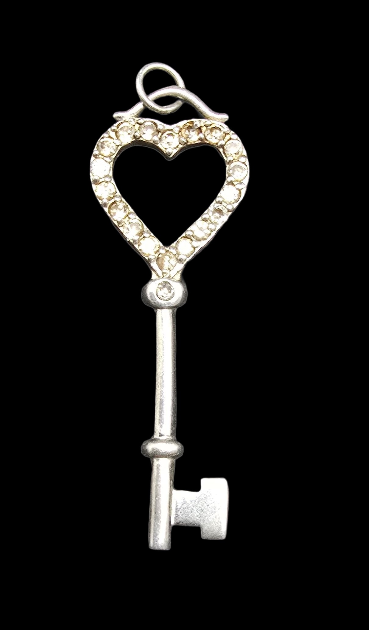 Ornate Vintage 925 Sterling Silver & Clear Gemstone Key Pendant Charm: Very good vintage condition with minor patina according to age. Measures approx. 2" long and weighs ca. 2.5 grams. Marked for Sterling Silver.