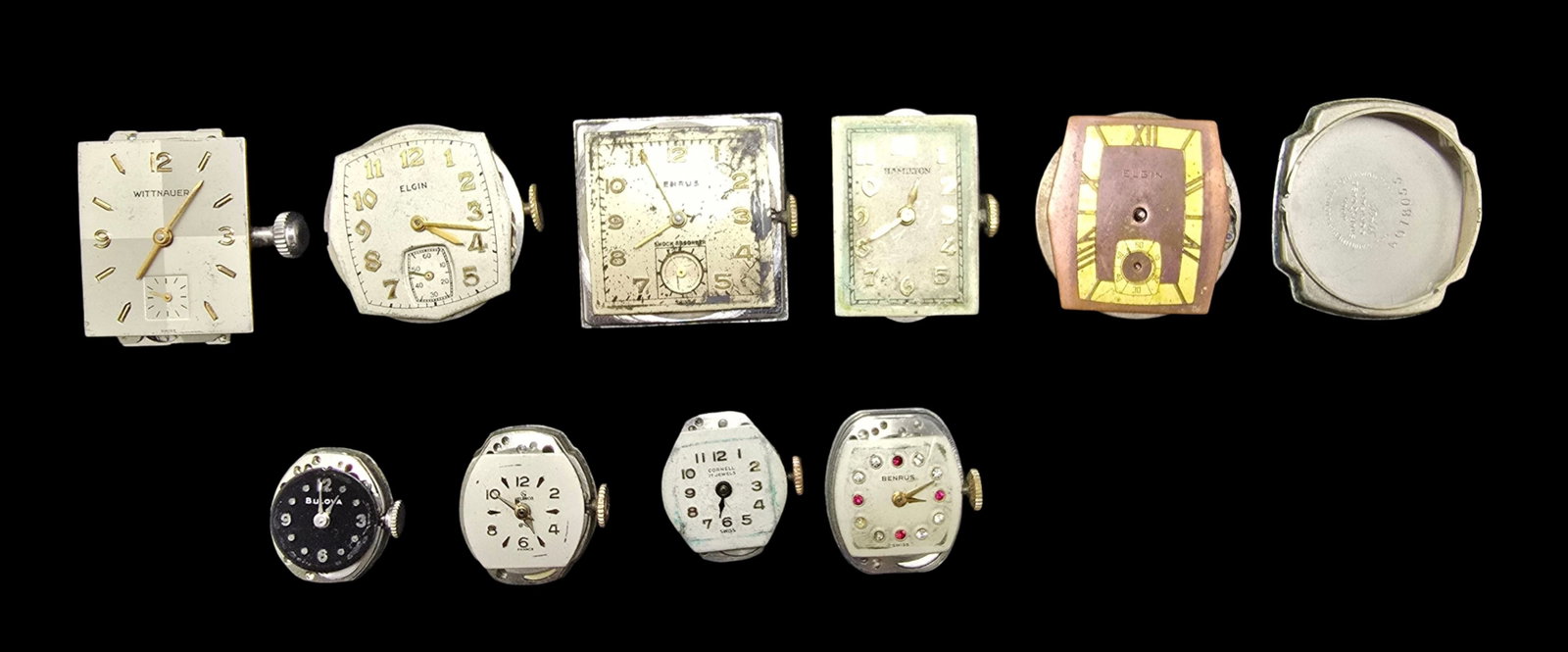 Lot of Watch Movements: Very good vintage condition with minor patina according to age. The largest piece measures approx. 1" high and 1" wide and the entire lot weighs ca. 70 grams.