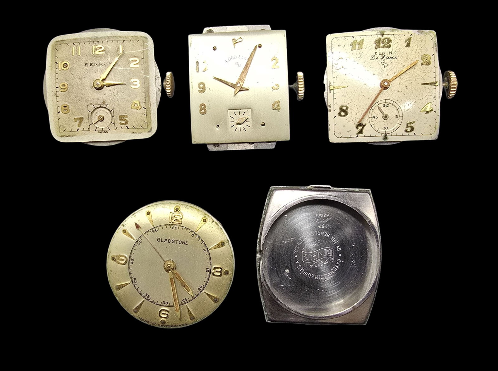 Lot of 6 Watch Movements: Very good vintage condition with minor patina according to age. The largest piece measures approx. 1" high and 1" wide and the entire lot weighs ca. 42 grams.