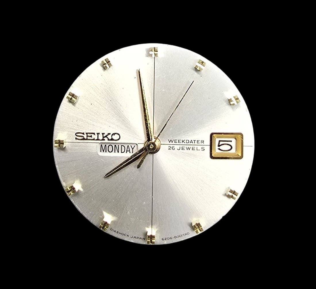 Rare Vintage SEIKO Watch Movement: Very good vintage condition with minor patina according to age. Measures approx. 1" high and 1" wide and weighs ca. 14.5 grams. Marked for SEIKO.