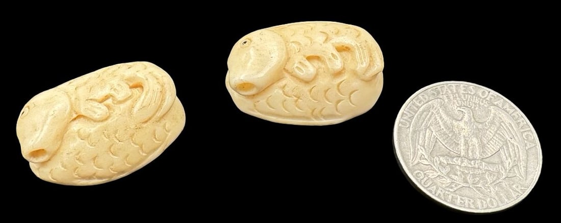 Jewelry Making Lot: Pair of Hand Carved Animal Figurine Beads: Very good condition with minor patina according to age. Each measures approx. 1 1/8" long and 3/4" wide.