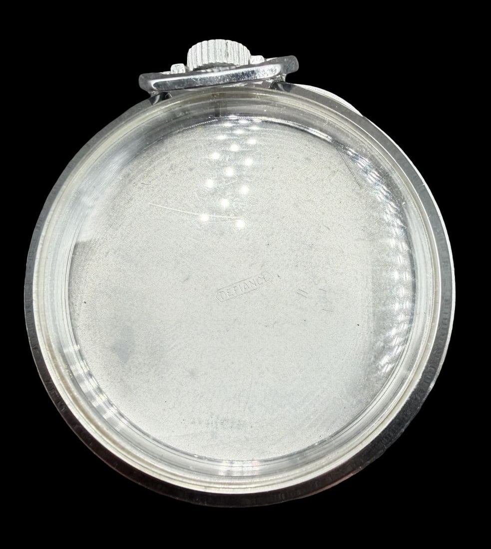 Amazing Ornate Vintage DEFIANCE Silver-Tone Metal Pocket Watch Case: Very good vintage condition with minor patina according to age. Dial measures approx. 1 1/2" long and 1 1/2" wide and weighs ca. 21.3 grams. Marked for DEFIANCE.