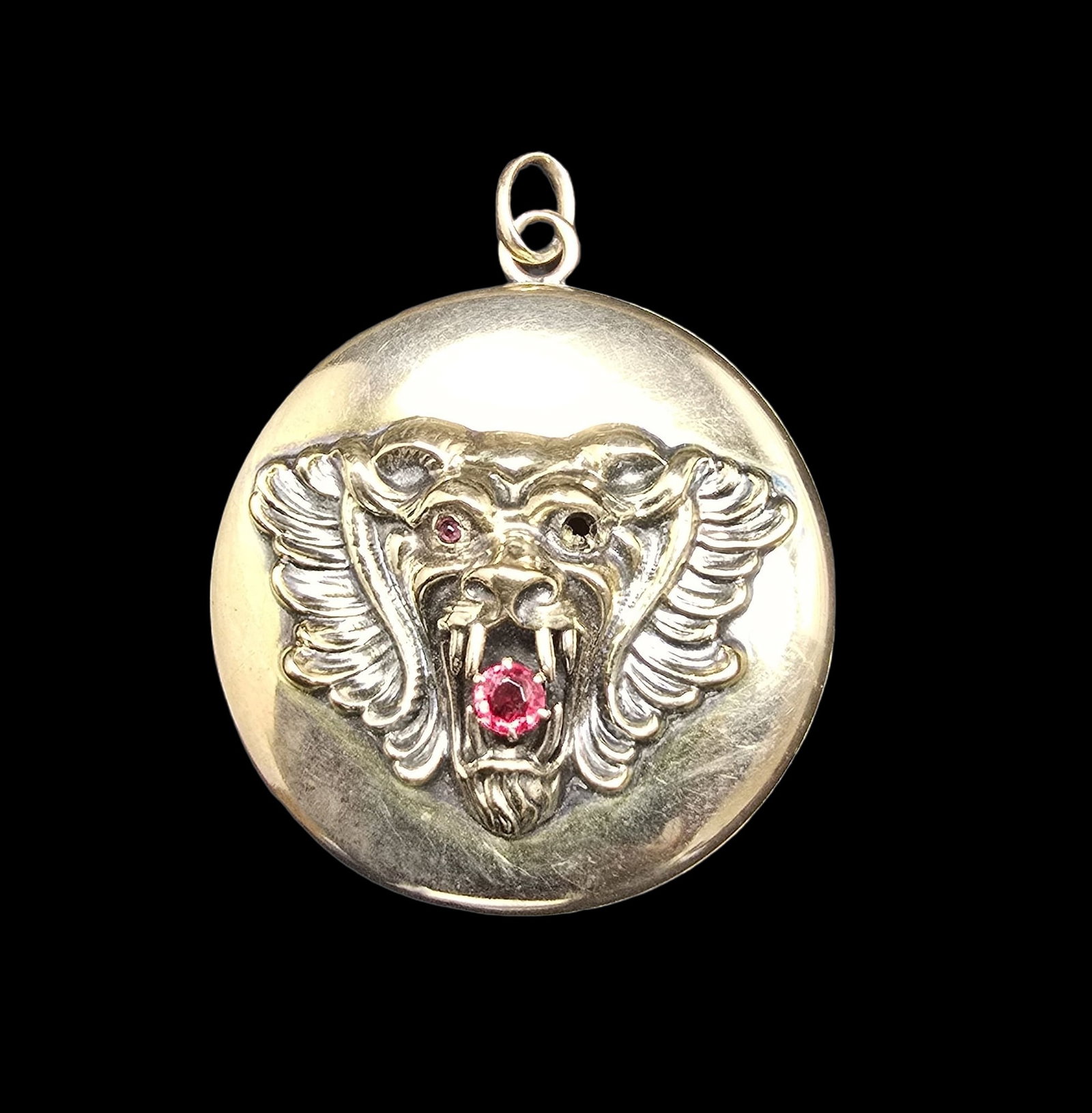 Stunning Antique art Nouveau Gold Filled & Red Gemstone Lion head Picture Locket Pendant /w Red: Very good vintage condition with minor patina according to age; missing one stone. Measures approx. 2" long x 2" wide and weighs ca. 10.5 grams.