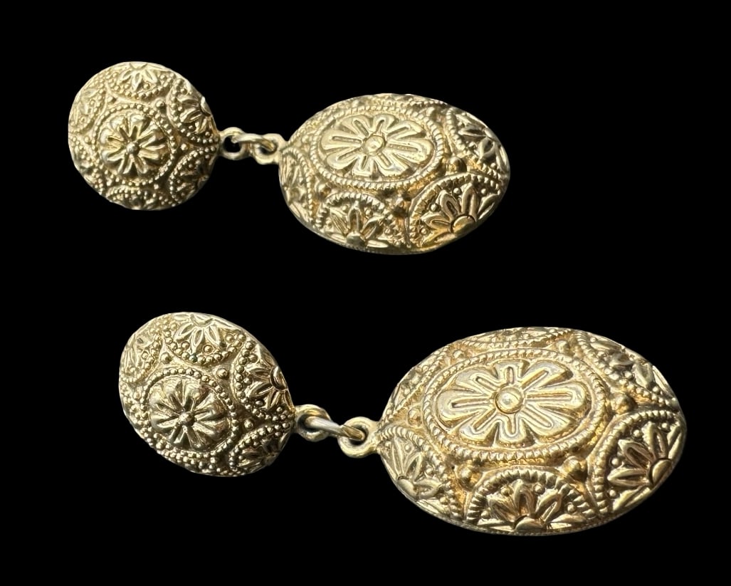 Beautiful Ornate Vintage Gilt Sterling Silver Earrings: Very good vintage condition with minor patina according to age. Each measures approx. 2" long x 3/4" wide and they jointly weigh ca. 16 grams. Marked for Sterling Silver.