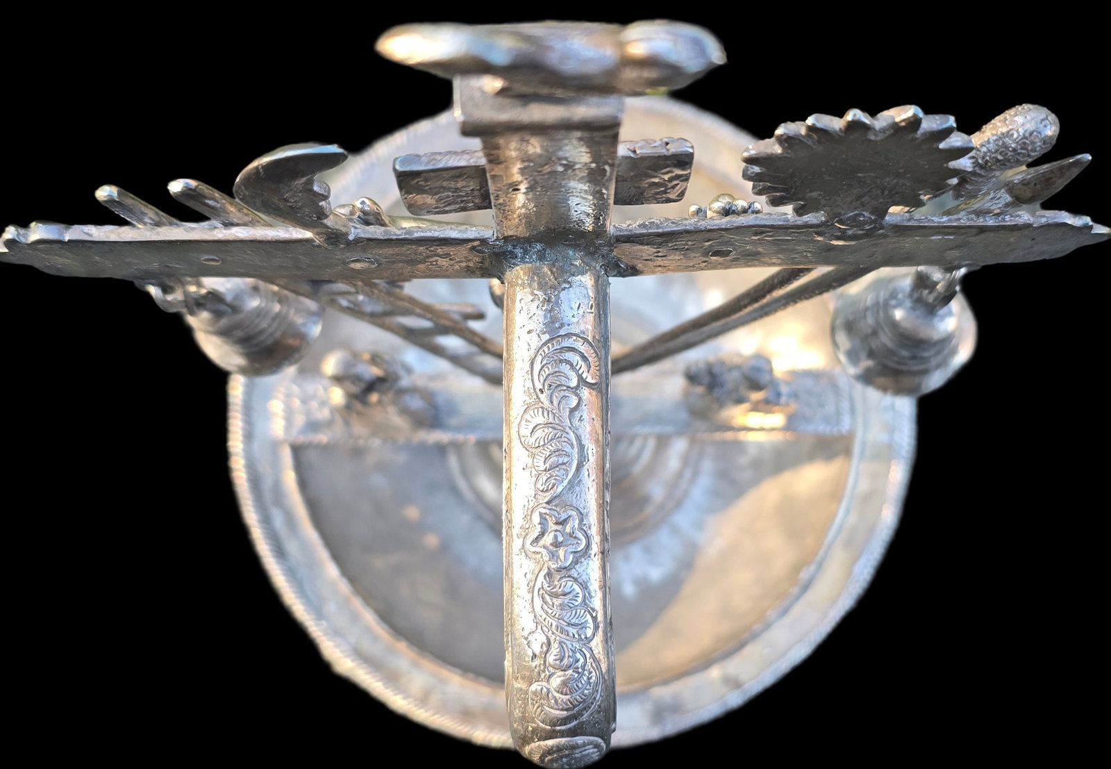 Rare 18th Century Spanish Colonial Sterling Silver Crucifixion Charity/Alms Bowl - 8