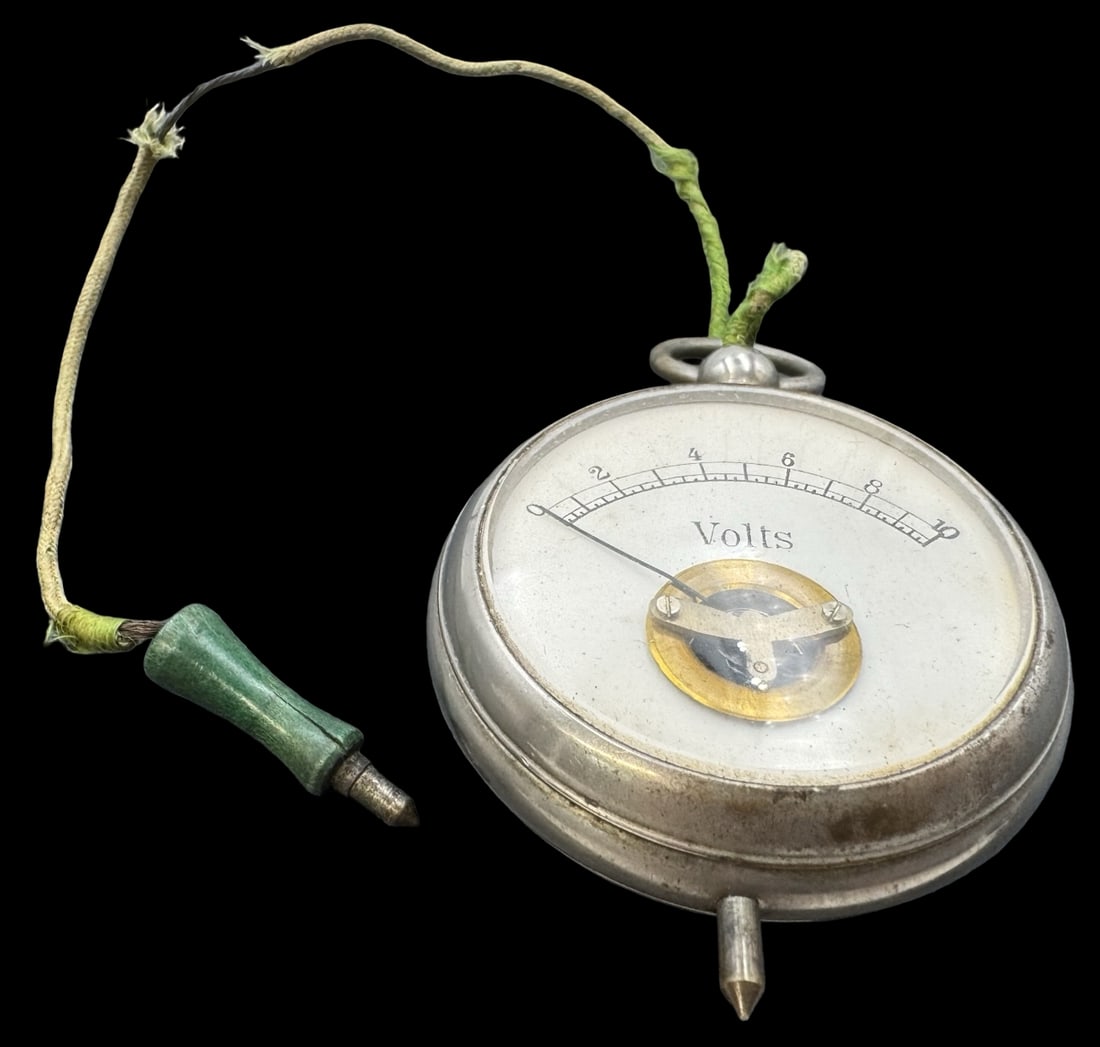 Antique 1920s Pocket Voltmeter - 2