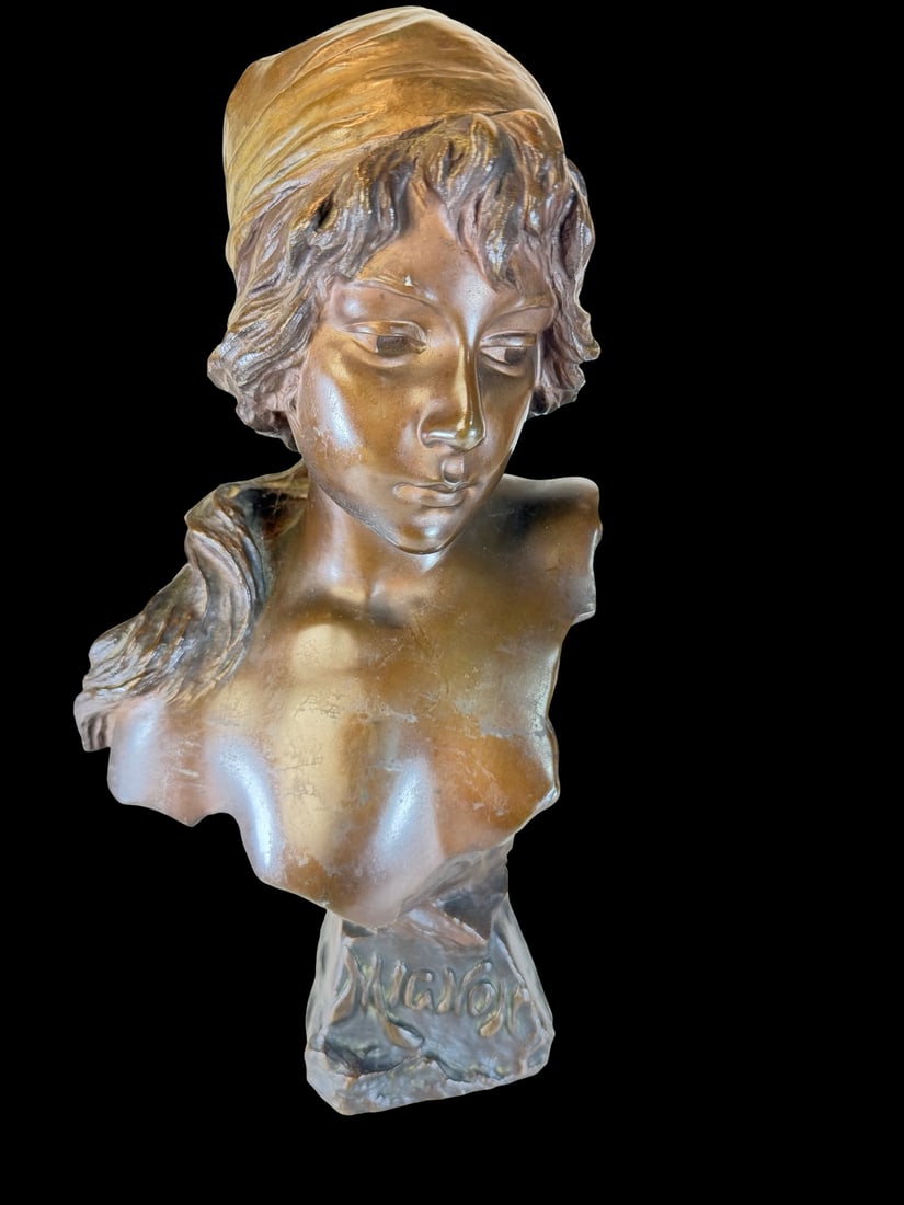 Antique 1998 Art Nouveau EMMANUEL VILLANIS (French, 1858-1914) Bronze Woman Bust MIGNON: Very good antique condition with minor patina according to age. Measures approx. 5" long x 8" wide x 15" high. Signed.