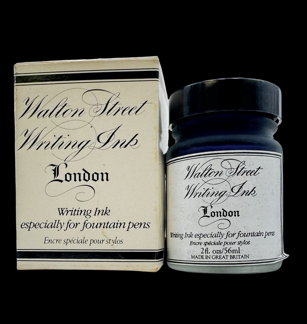 Vintage WALTON STREET LONDON Writink Ink: Very good vintage condition; new old stock. No chips, cracks or repairs. Measures approx. 2" long and 2" wide and 3" high.