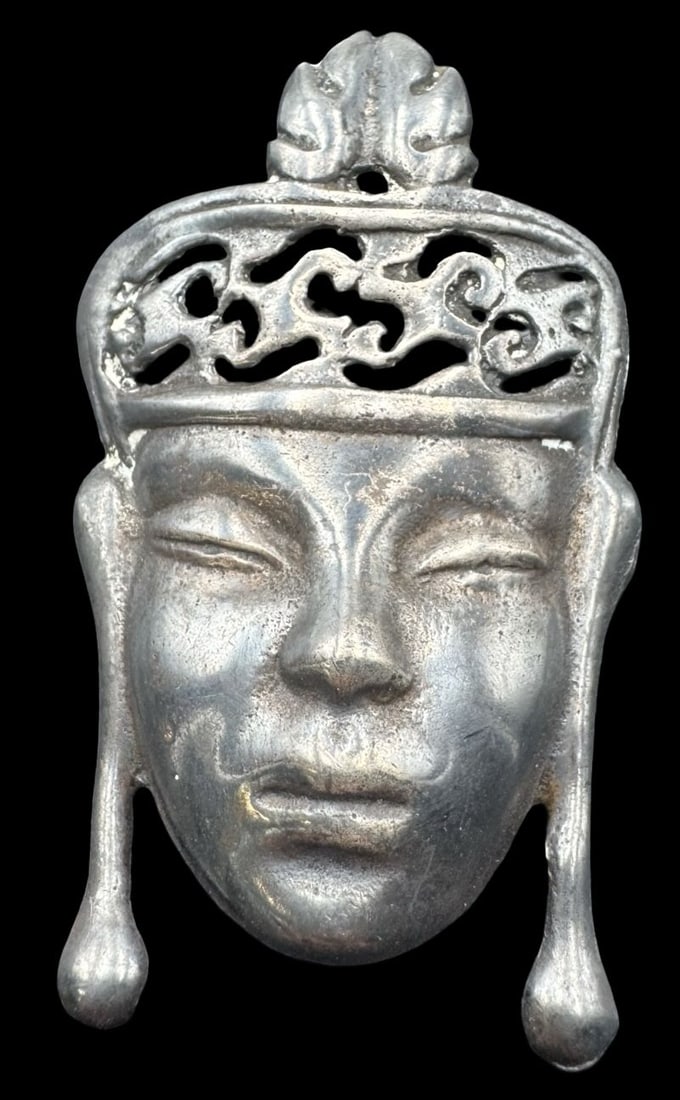 Unusual Vintage Sterling Silver Asian Goddess Face / Head Brooch: Very good vintage condition with minor patina according to age. Measures approx. 2 1/2" long x 1 1/2" wide and weighs ca. 19.1 grams. Marked for Sterling Silver.