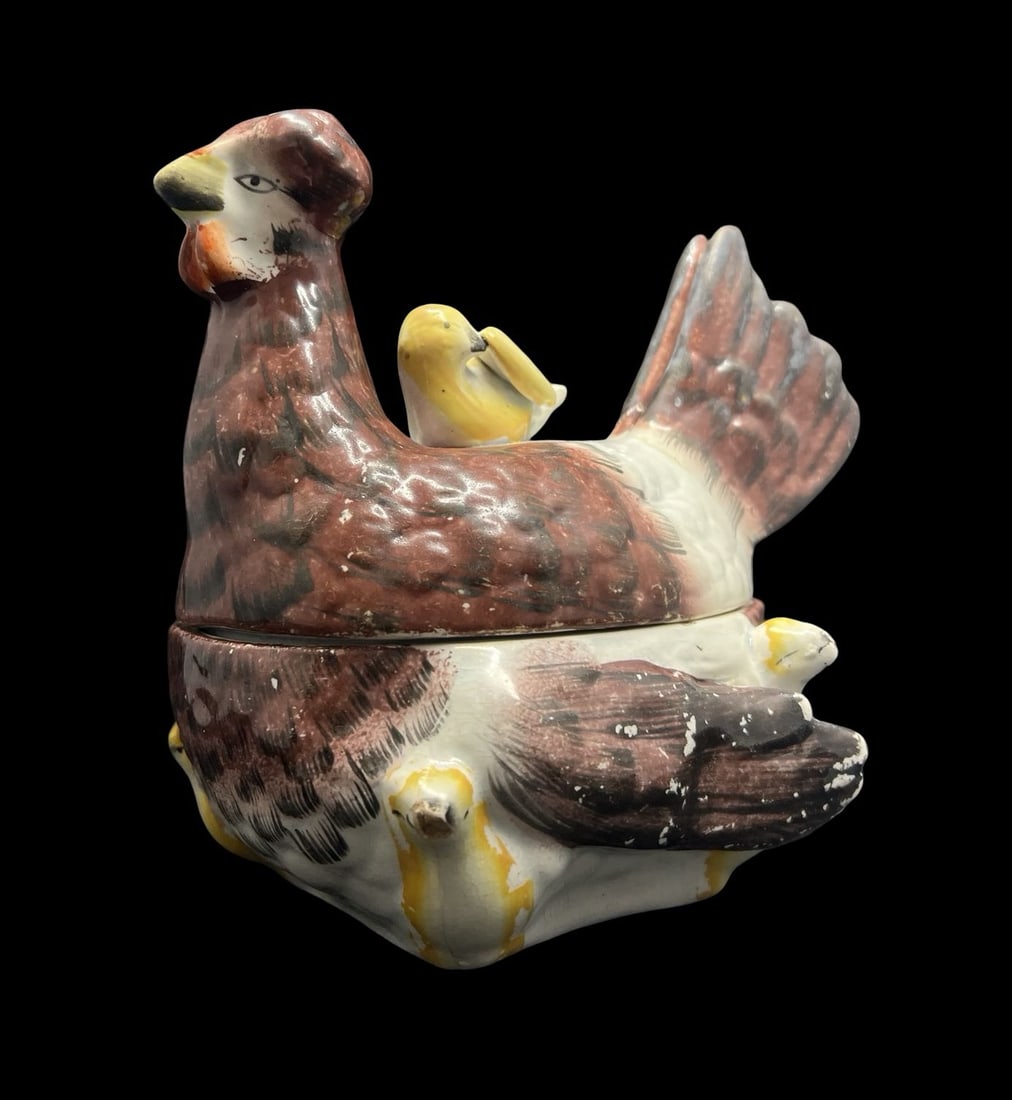 Beautiful Antique 19th Century Staffordshire Hen on Nest Tureen or Eggery: Very good antique condition; no chips, cracks or repairs; some paint loss. Measures approx. 4 1/4" long and 6 1/2" wide and 6 1/2" high.