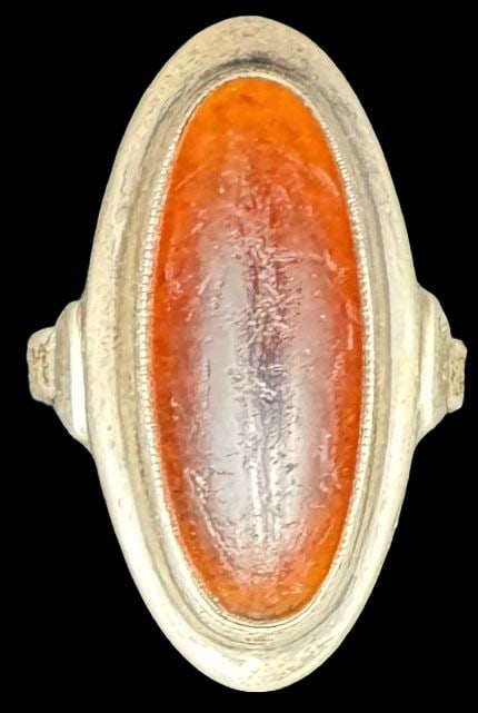 Beautiful Vintage Mid-Century Modern European 830 Silver & Baltic Amber Ring: Very good vintage condition with minor patina according to age. Measures approx. 1" long x 1/2" wide and weighs ca. 4.5 grams. The ring is a size 7. Marked for 830 Silver.