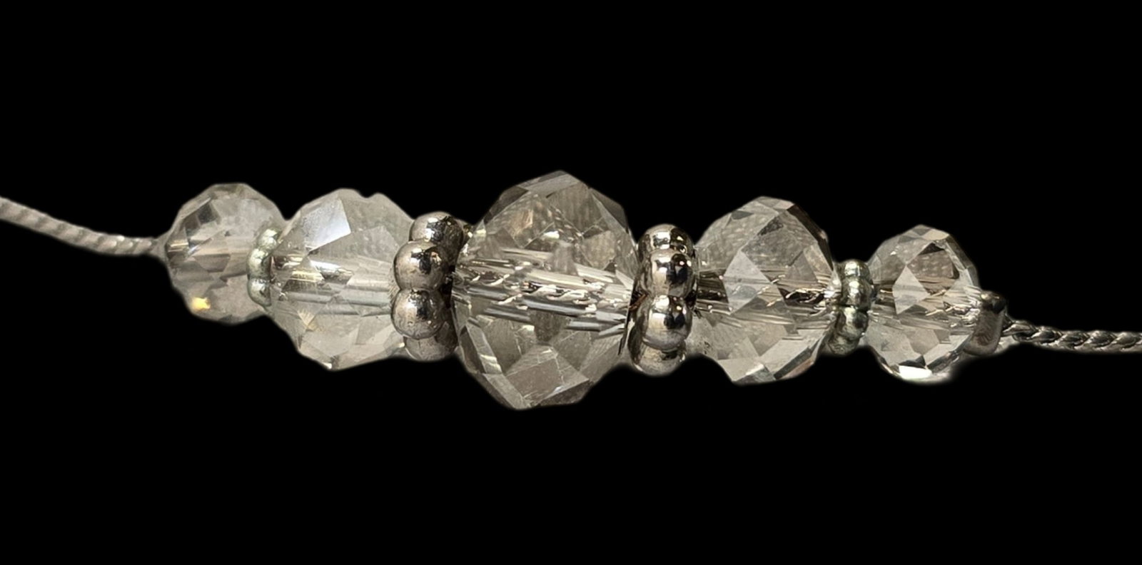 Vintage Silvertone Metal & Rhinestone Bead Costume Jewelry Necklace: Very good vintage condition with minor patina according to age. Measures approx. 21" long and weighs ca. 19 grams