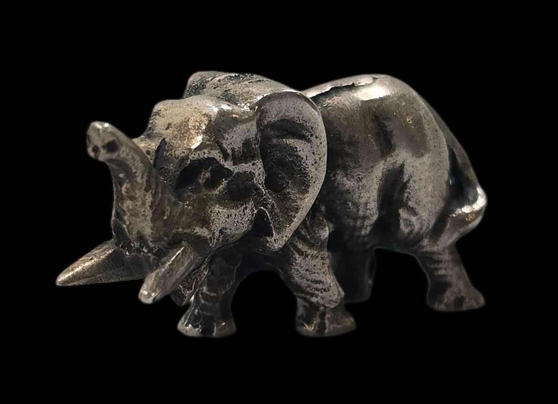 Pristine Vintage European 835 Silver Elephant Figurine (1 of 6)
