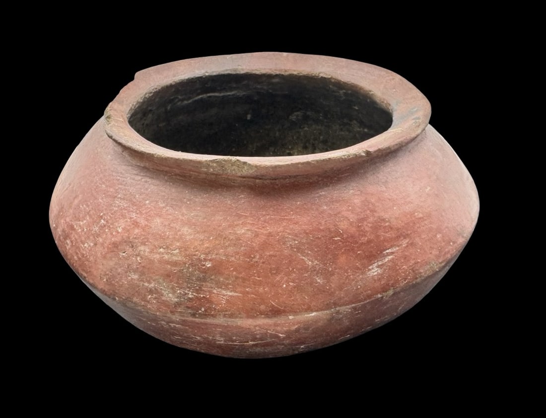 Rare Antique Pre-Columbian Narino Culture Discus Shaped Pottery Vessel: From a prominent Miami Collection. Good antique condition with wear according to age; please see pictures. Measures approx. 3" high x 6" wide. Have a Chip